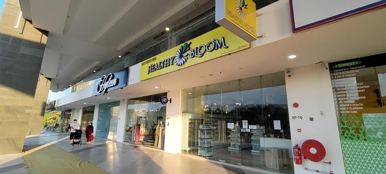 Santai Homestay سيبرجايا المظهر الخارجي الصورة